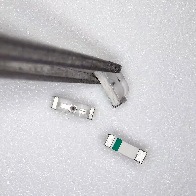 0802 SMD светодиодный чип Правый Угол бокового обзора красный свет высокий световой поток 20 мА 625 нм для smd светодиодные полосы света