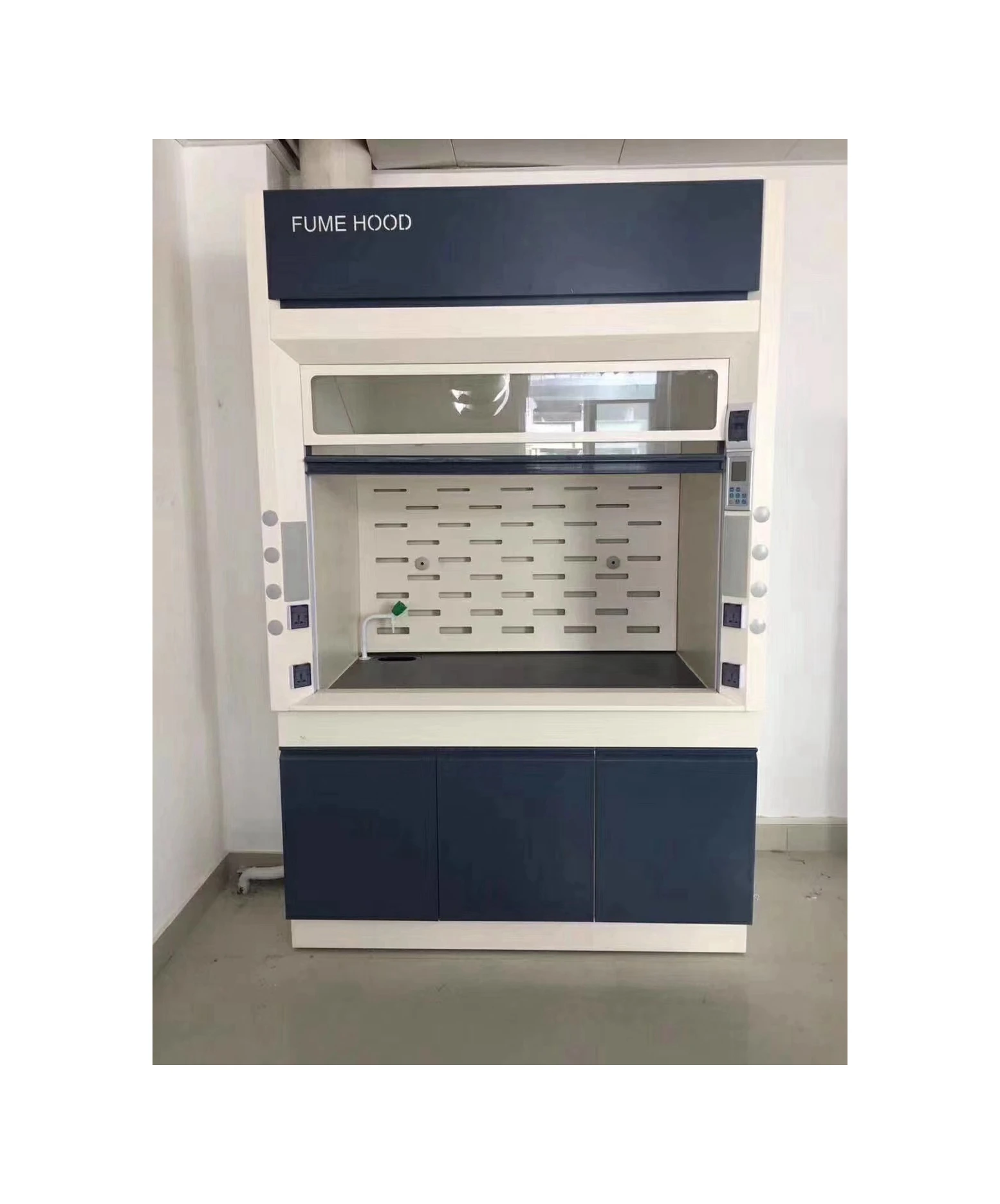 Gaoqiu good safety performance Metal Chemical Laboratory Workbench Fume Hood