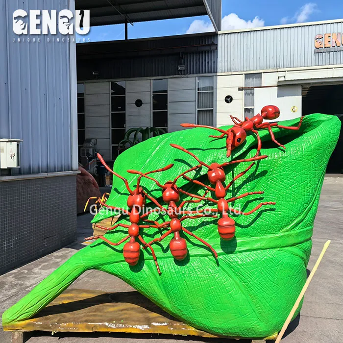Large Static Insect Model Zoo Park Waterproof Animatronic Ants And Leaf