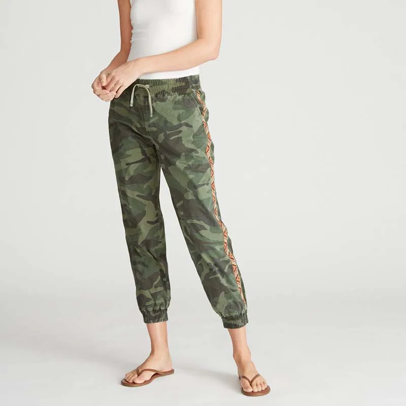 Fashion style ladies middle waist casual camouflage overalls trousers custom embroidery pant for women STPT058