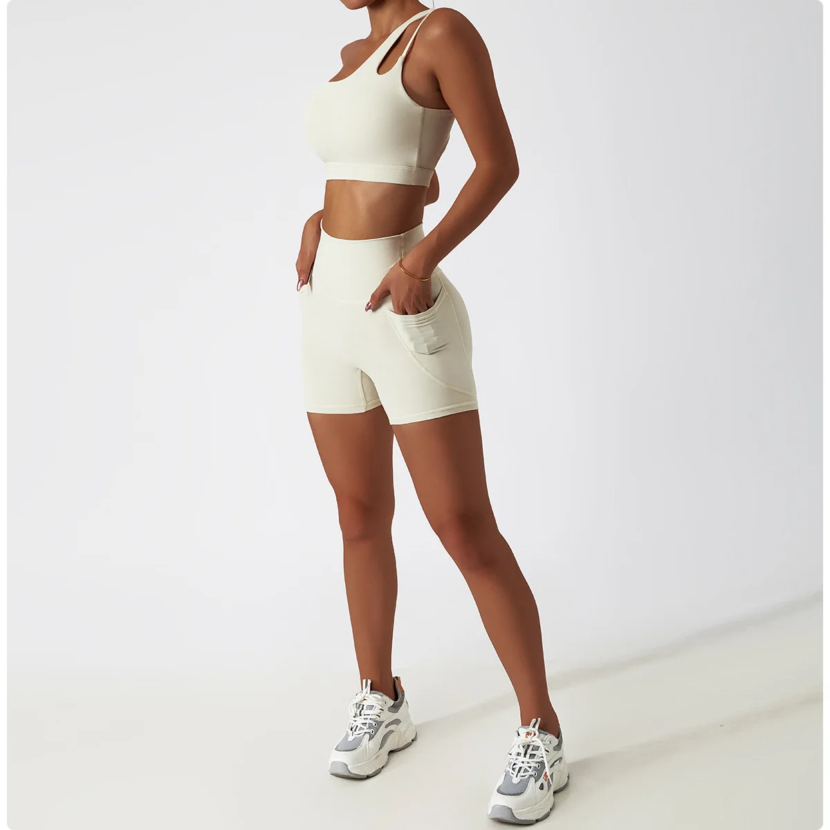 2022 New Breathable, Cloud Like Feeling Low Moq Yoga Sets Various Styles Yoga Apparel Sets