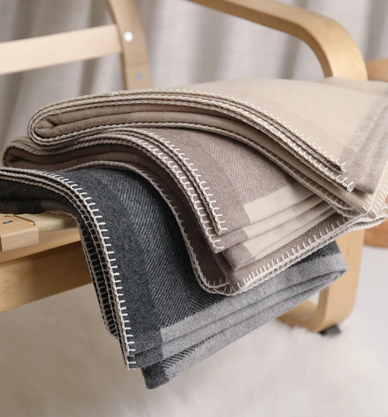 EDELWEISS New Arrival Jacquard Twill 100% Lamb Wool Blanket Leisure Outlook Merino Wool Blankets Custom Packing Woven Winter
