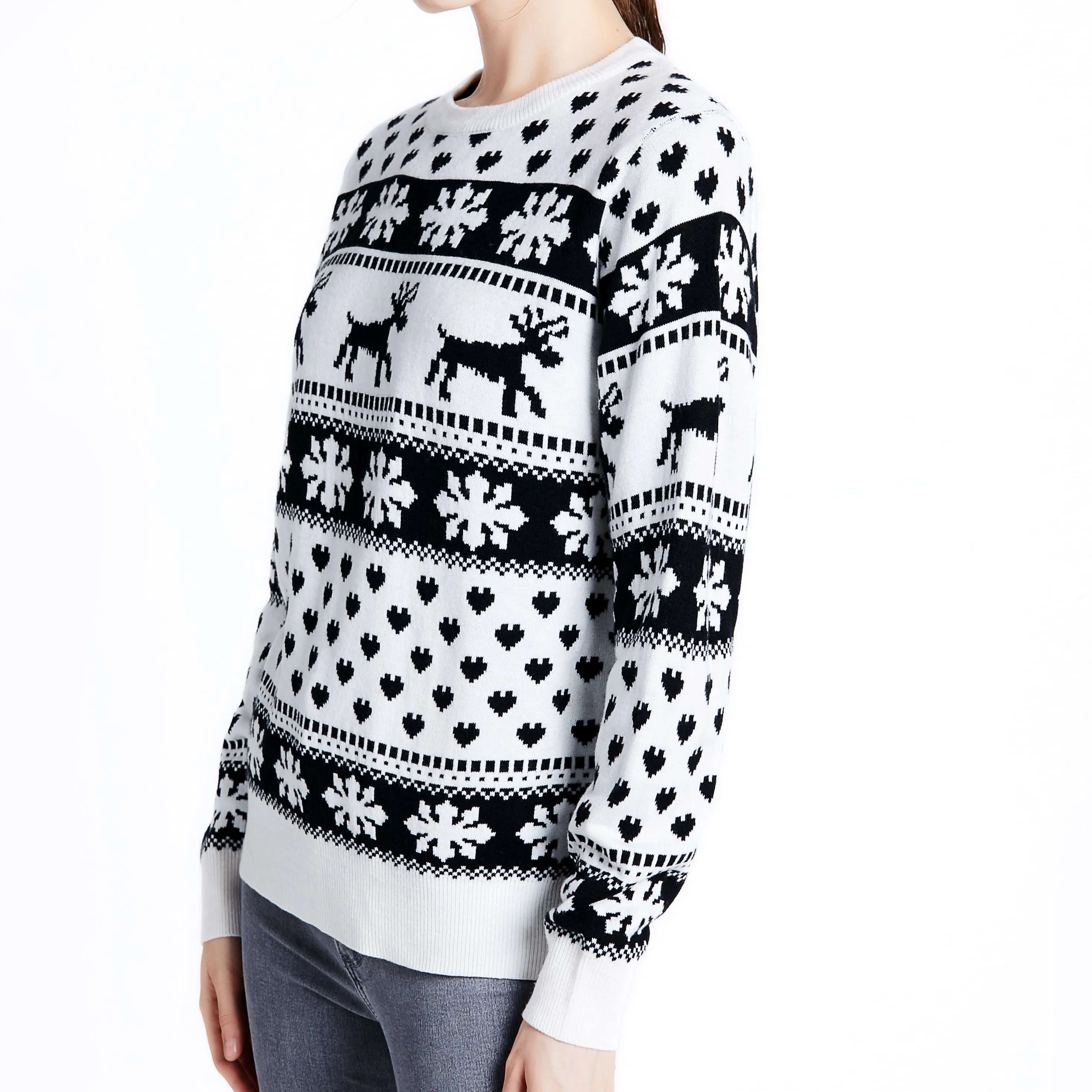 2020 New Design cheaper Autumn Winter Christmas ladies acrylic custom logo Knitted Sweater Woman Sweater