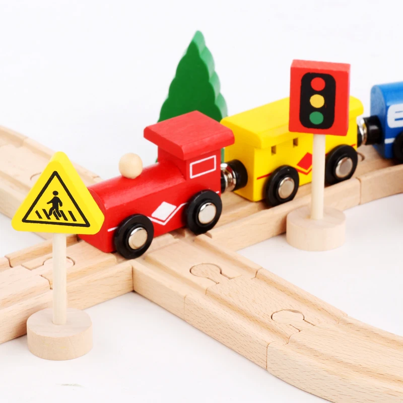High Quality 32Pcs Wooden Train Set with Wood train and car,Excellent Wooden Urban Rail Transit Educational Toys for Kids