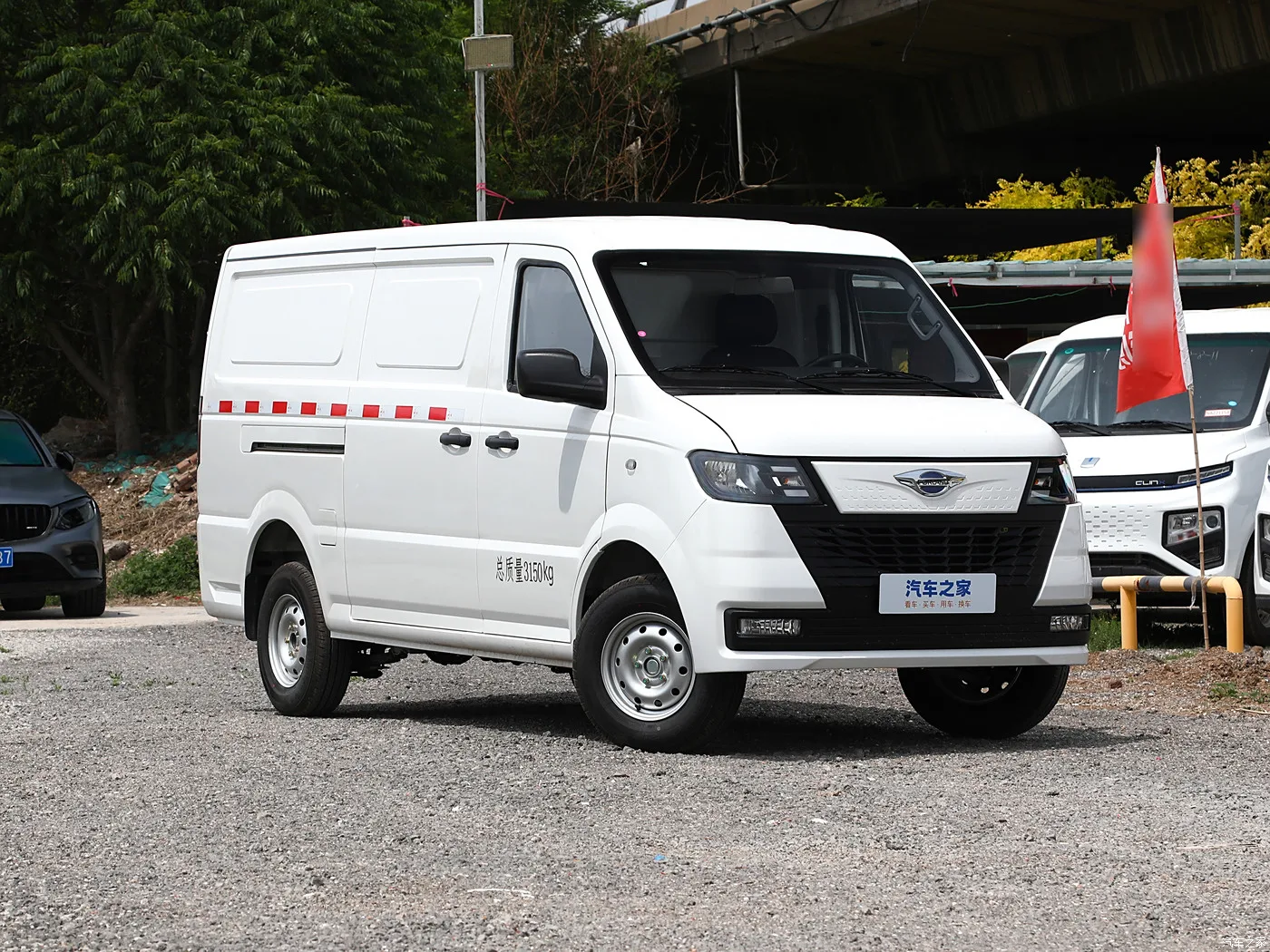 2024 Dongfeng Yufeng V9+ Diesel & Gasoline Petrol Car 2.0T 2.3T Automatic Manual Transmission Brand New FWD Brand New Used Cars