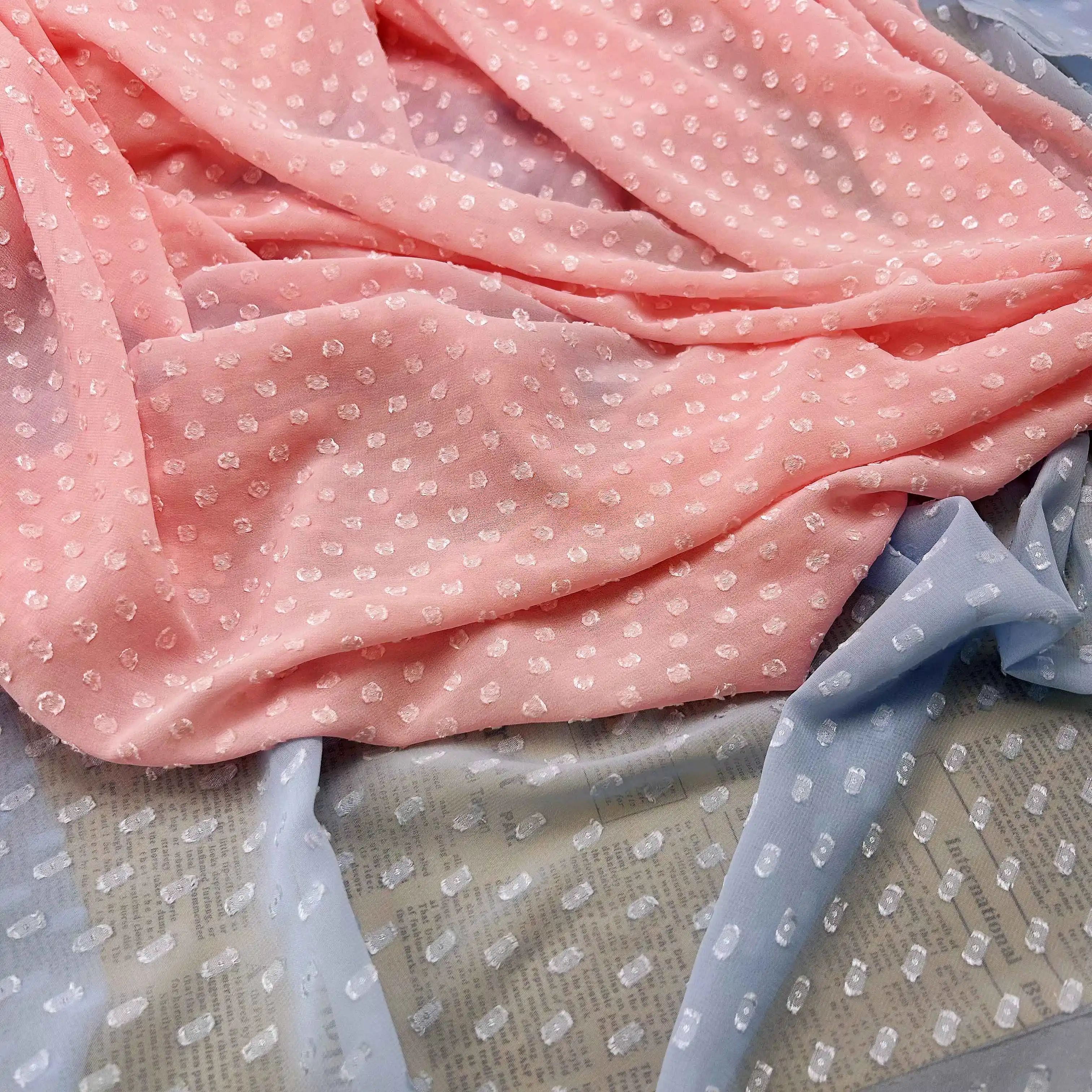 Top quality 100%polyester wrinkle resistant and easy to clean pearl chiffon fabric for clothing