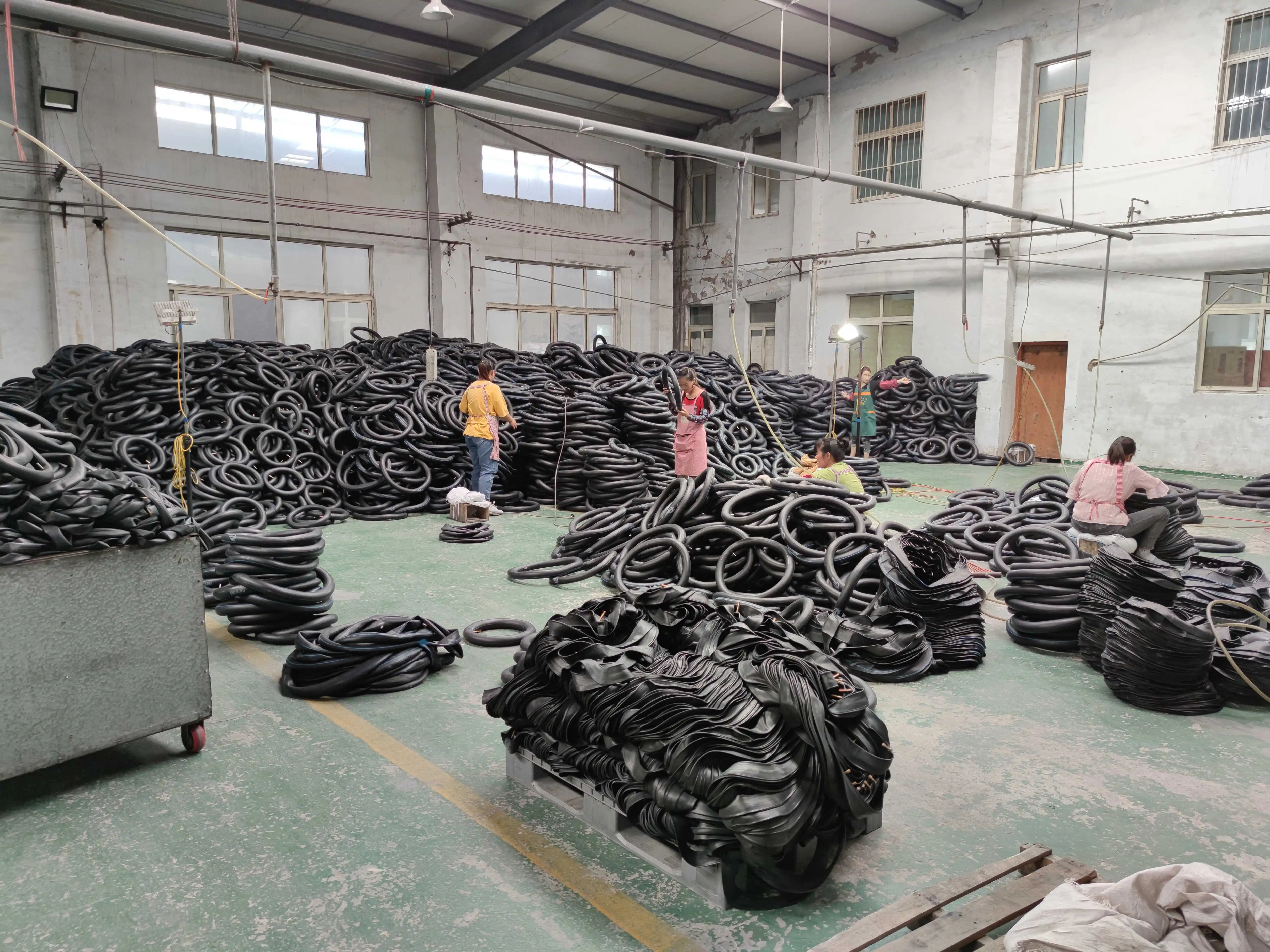 Nature Rubber Inner Tube For Wheel Barrow Size 3.50/4.10-4