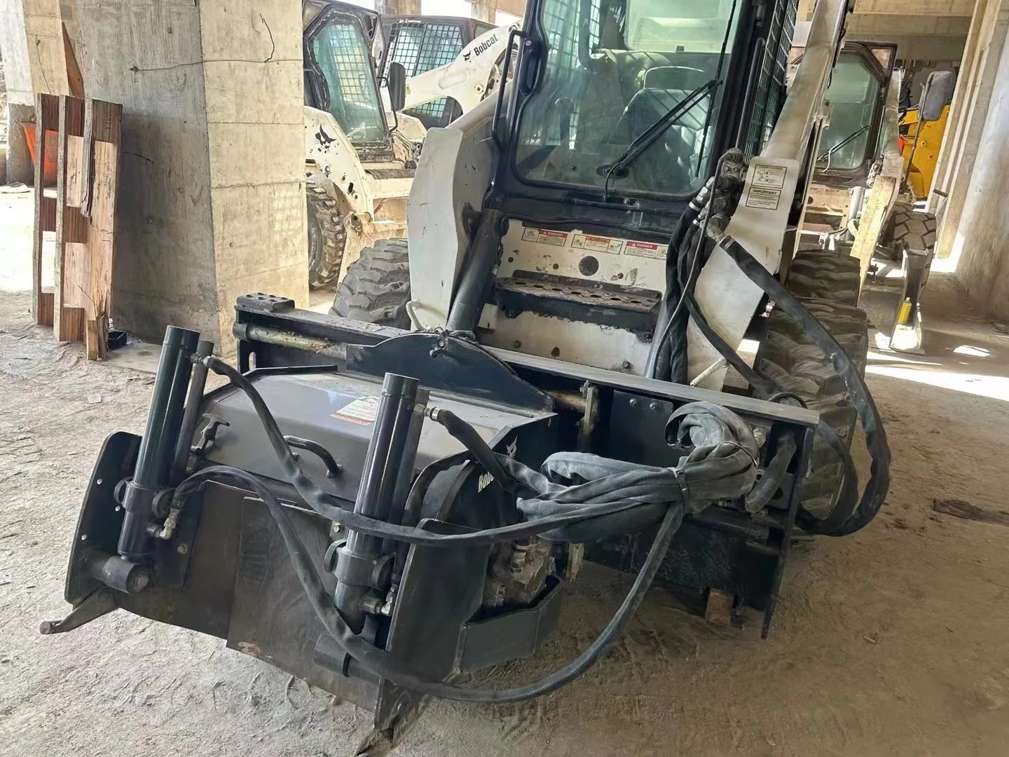 2022Jahr Gebraucht S300 Bobcat 300 Kompakt Lader Zum Verkauf