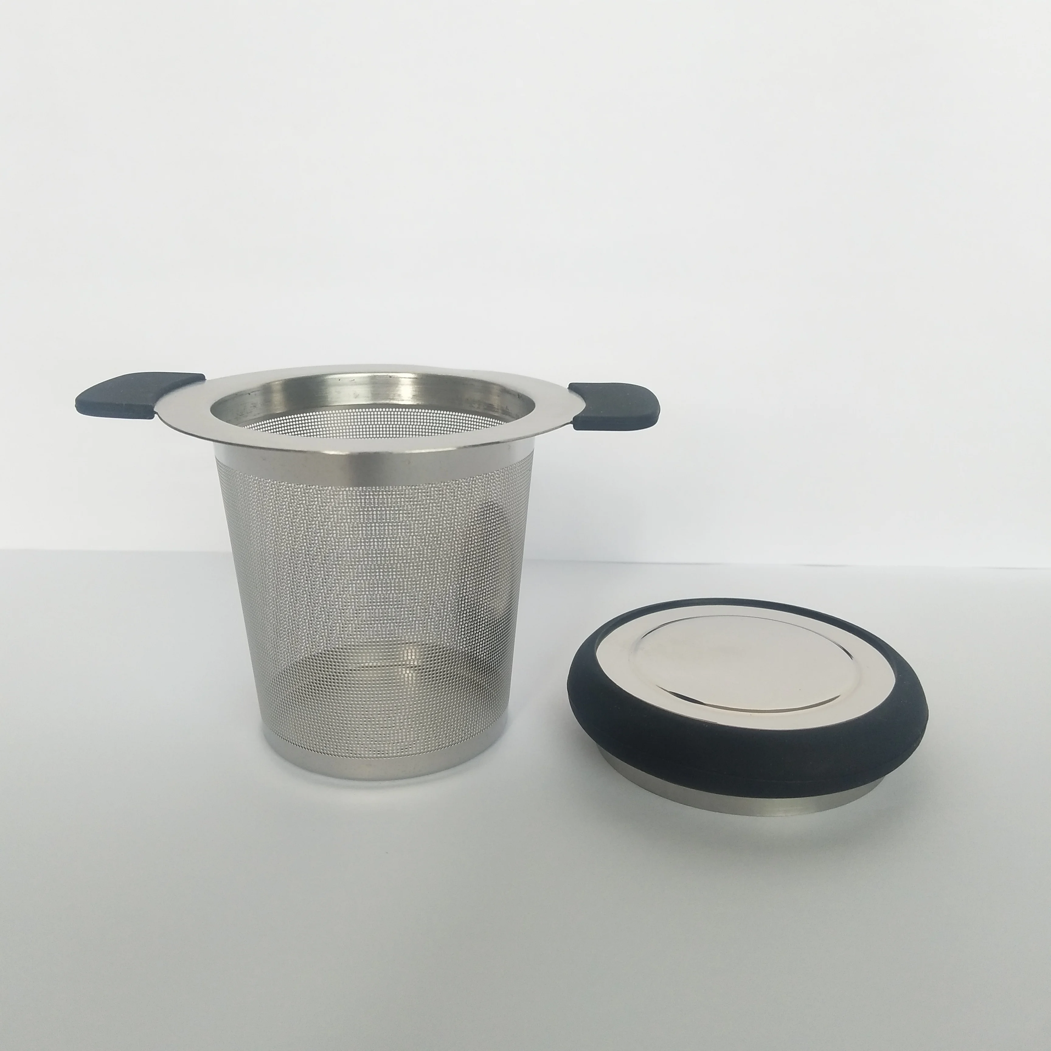 Reusable stainless steel tea infuser basket for loose leaf tea