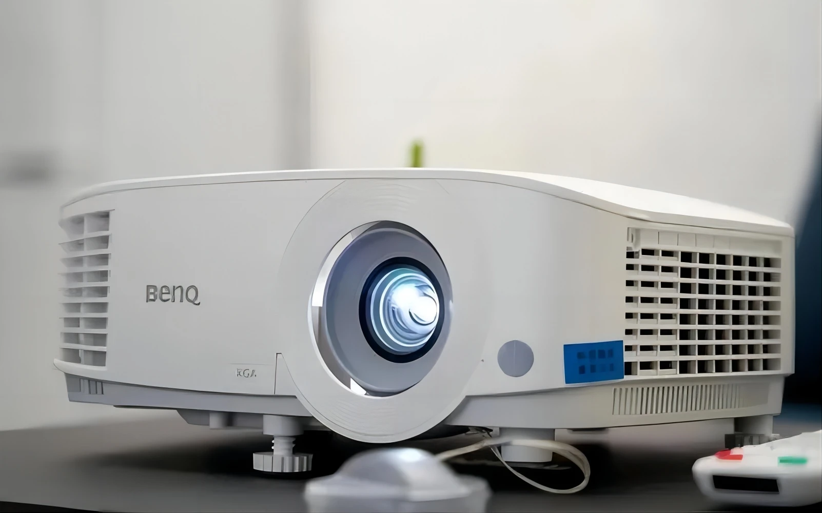 GMKJ high power 40W ceramic smd 7070 white color  led chip for stage lamp and projector