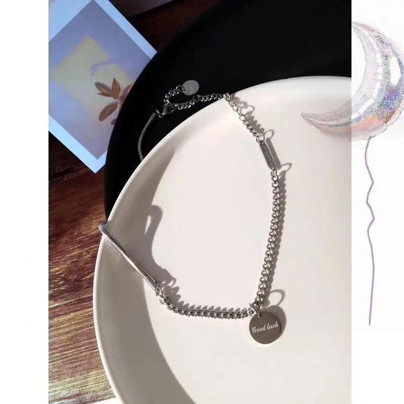 
Cool wind retro round letter Necklace hip hop women adjustable niche sweater chain stitching chain 