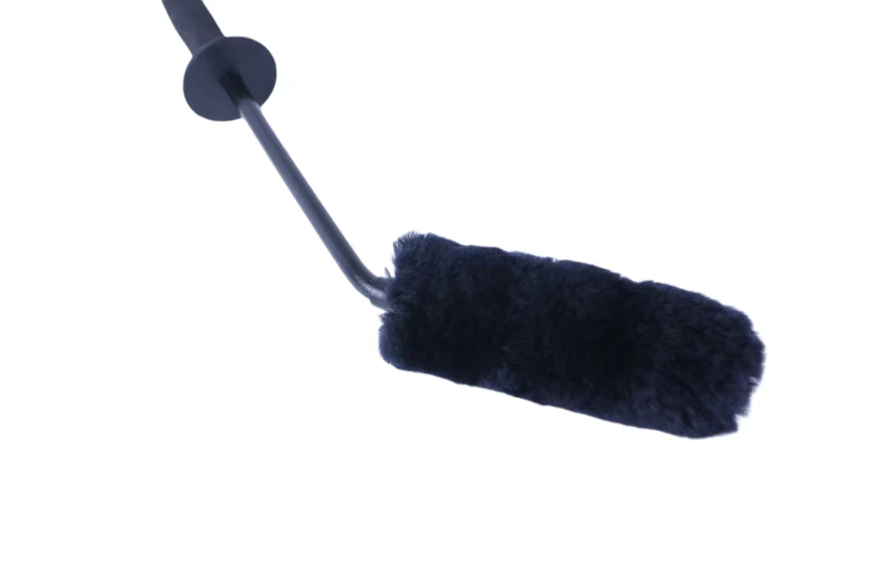 Hot Sale 100% Sheep Wool Car Detailing Higher Water Absorption 45 Degree Angle Brushes