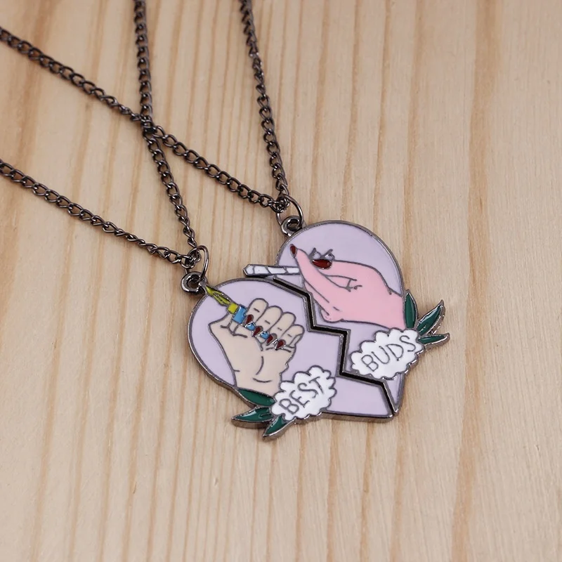 2022 New Arrival Creative Heart Necklace Chain Pendant Necklace Charm Best Friends Necklace for Friends