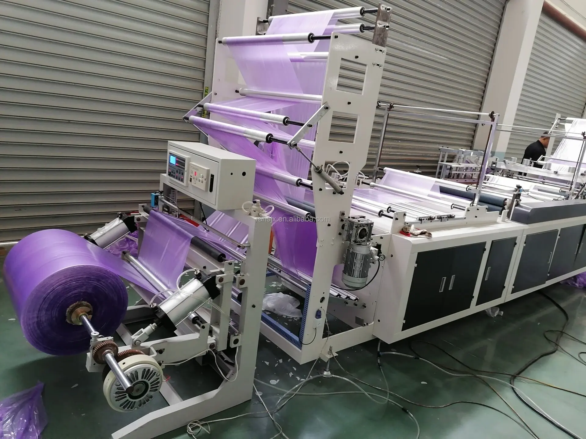 HSLJ-800 полностью автоматическая машина для производства Пластика прокатки мусорный мешок делая