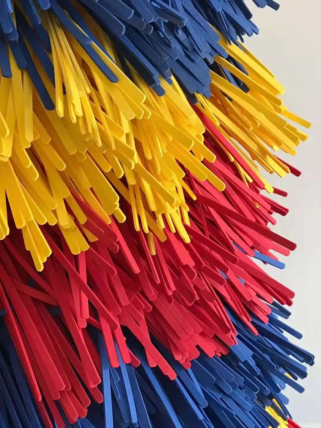 Щетка из вспененного этилвинилацетата для мойки автомобилей