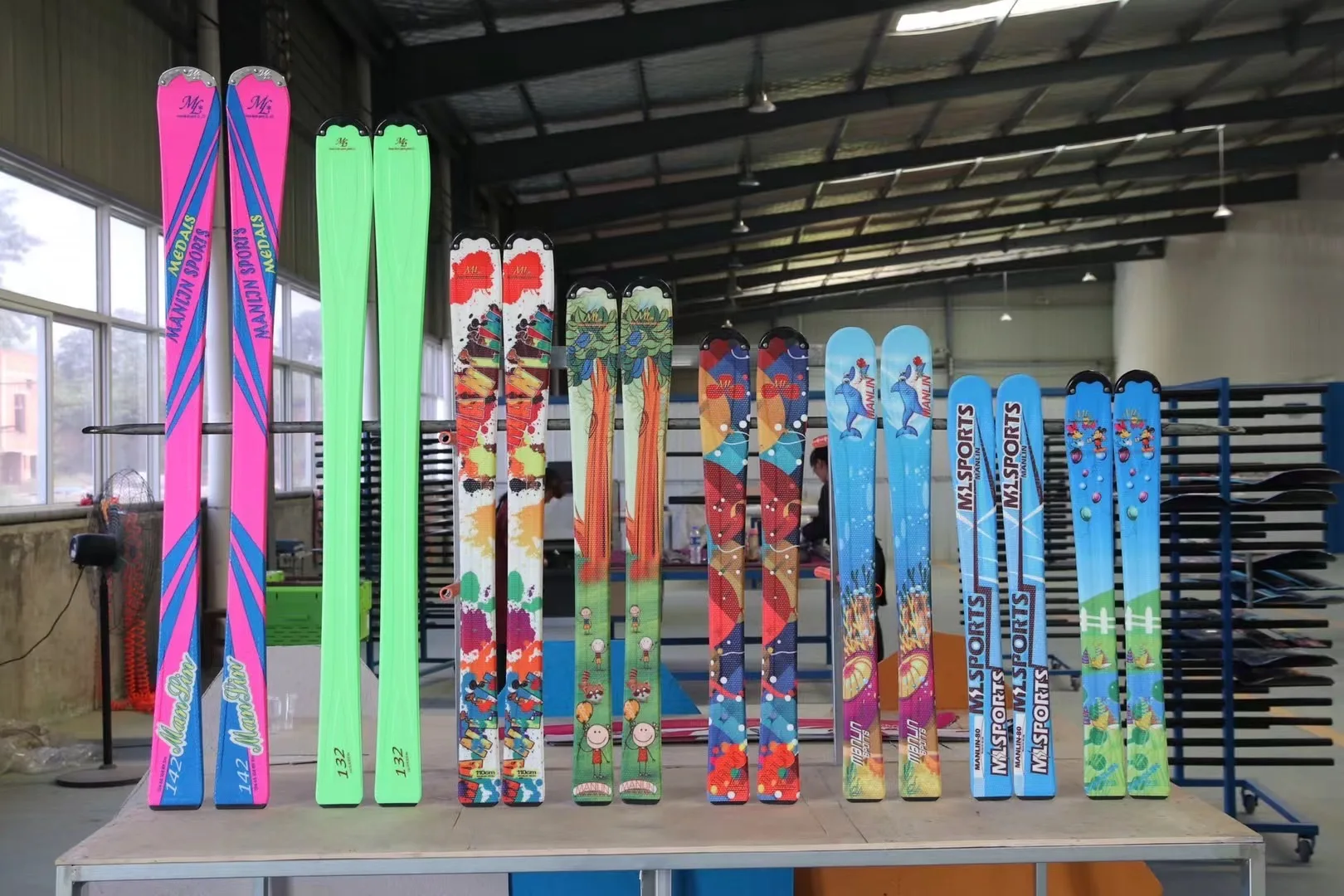 2024 Wholesale price  imported  wood core  custom  skis board  alpine  mountain  snow skis and snowboard