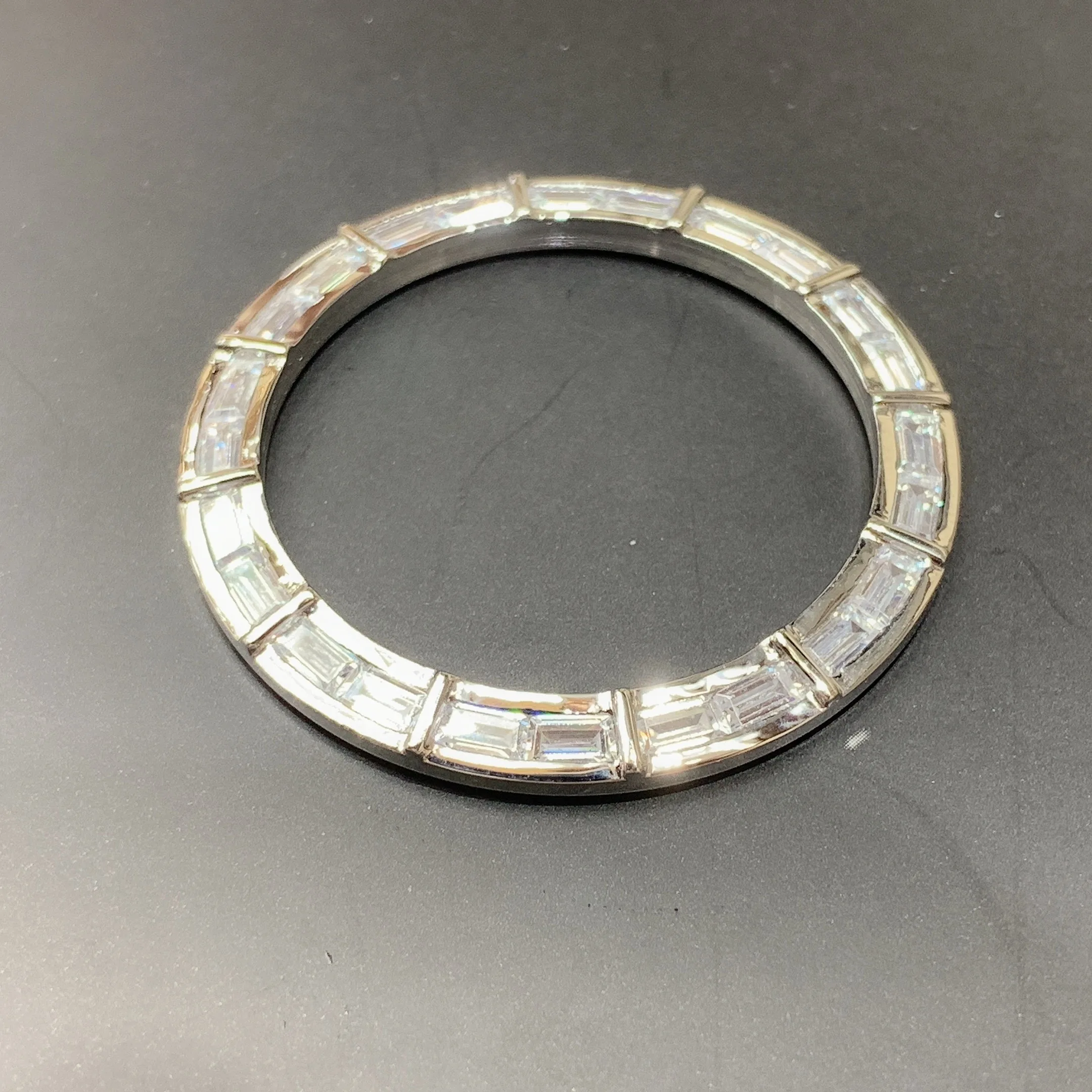 Браслет для часов из нержавеющей стали 18K Gold, бриллиантовый синтетический драгоценный камень, Муассанит CVD, подходит для фирменных часов