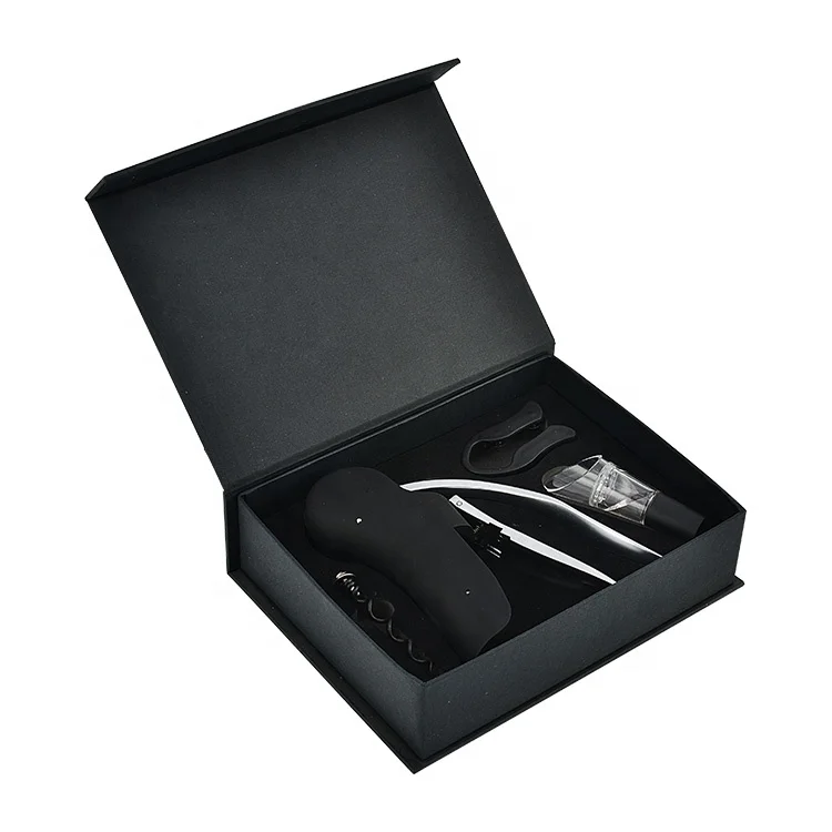 Hot selling Zinc Alloy Wine Rabbit Corkscrew with Decanter Gift Set