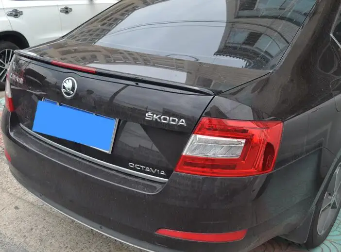 Street cred Rear Spoiler For Skoda Octavia 2015-2018 With LED Light Carbon Fiber Car Rear Boot Splitter Tuning Accessories Wings