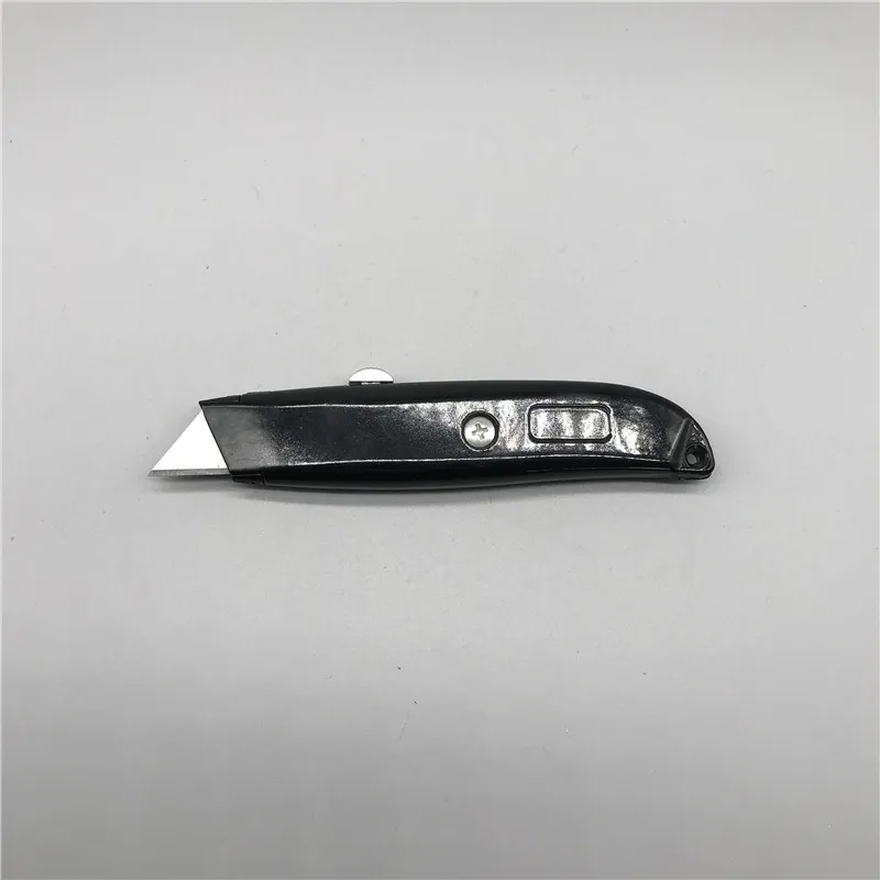silver zinc alloy safe safety utility cutter knife with SK5 trapezoidal blade