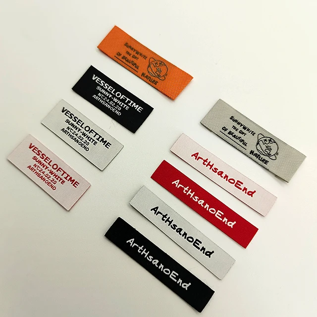 Customized woven sewing label end fold woven label embroidery machine for clothing high density