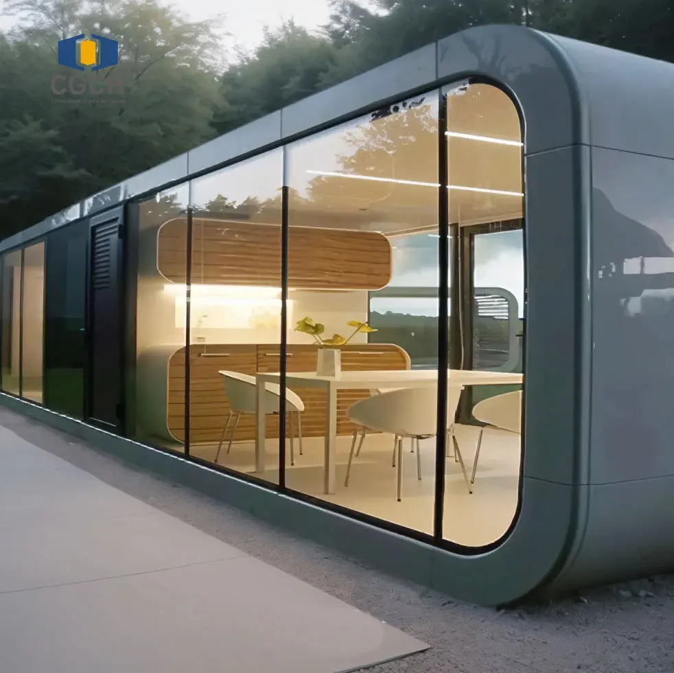 CGCH Modern Prefabricated House Hotel for Villa Use Apple Cabin Capsule Container House