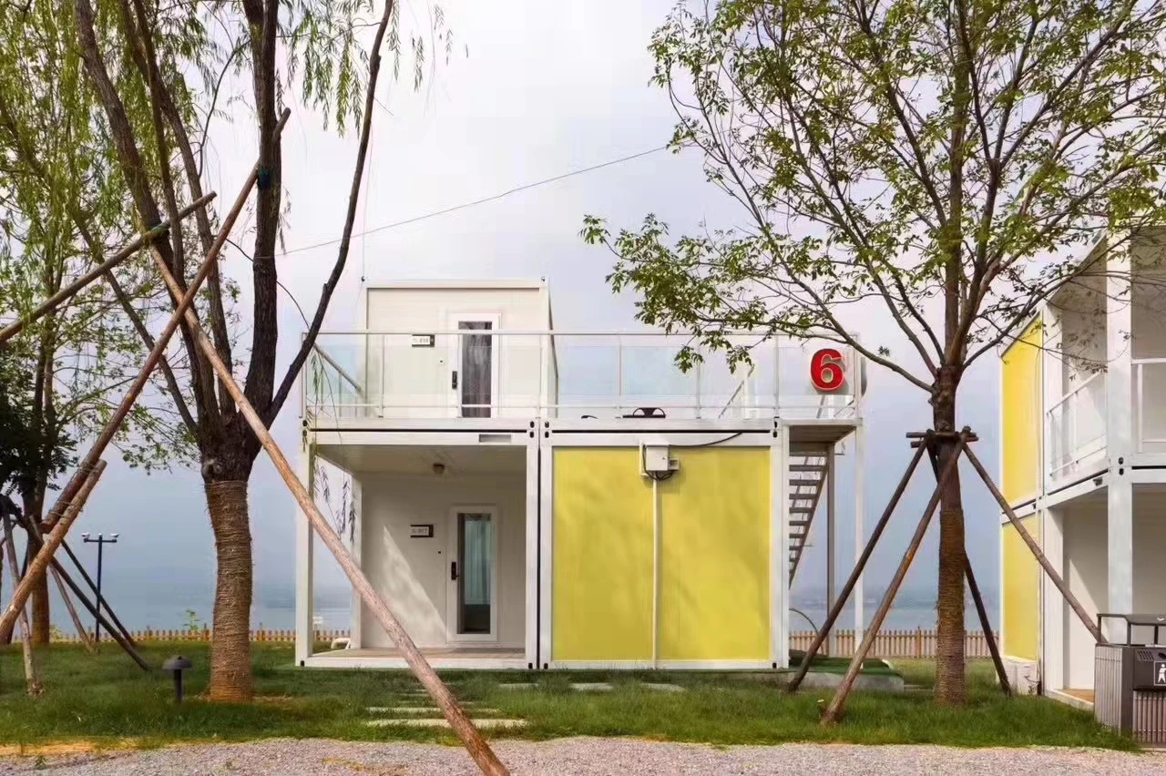 Hot Sale Ready Made Steel Structure Easy To Assemble Pre-engineered Mobile Office Prefab Container Houses 4 Rooms