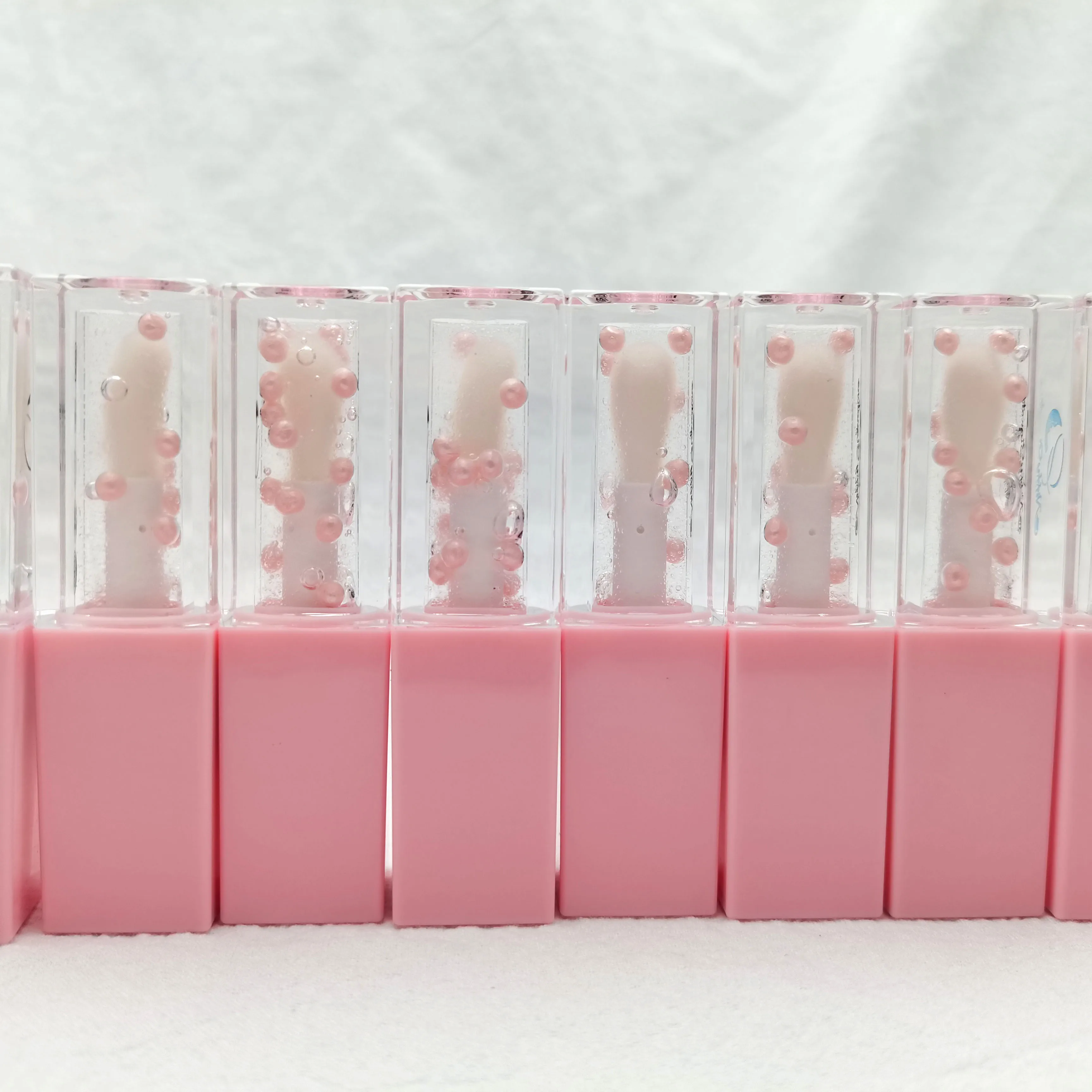 New Arrival Smooth Liquid Lip oil Vegan Shiny Private Label Lip Gloss Caviar essence Natural Lipgloss