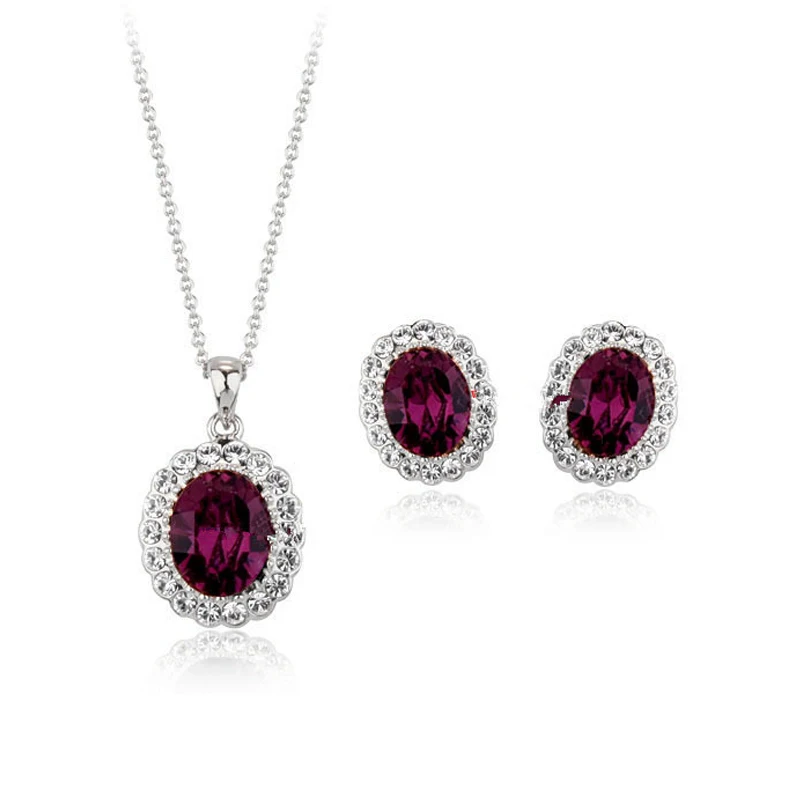 Fashion simple European, American, Japanese and Korean inlaid Austrian crystal exquisite set Korean ear stud collarbone necklace