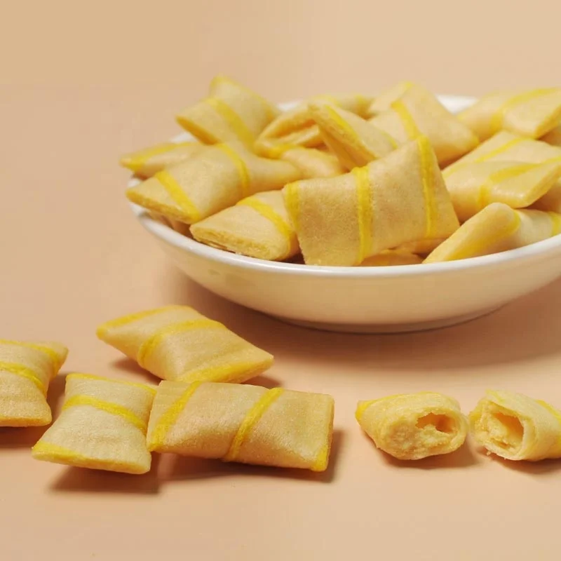 New durian flavor crisp wafer cream crakers durian flavor creamy sandwich crackers biscuits