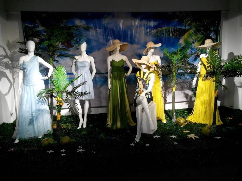 Wholesale Female Sexy Doll Fashion Young Lady Abstract Head Posing Mannequins For Window