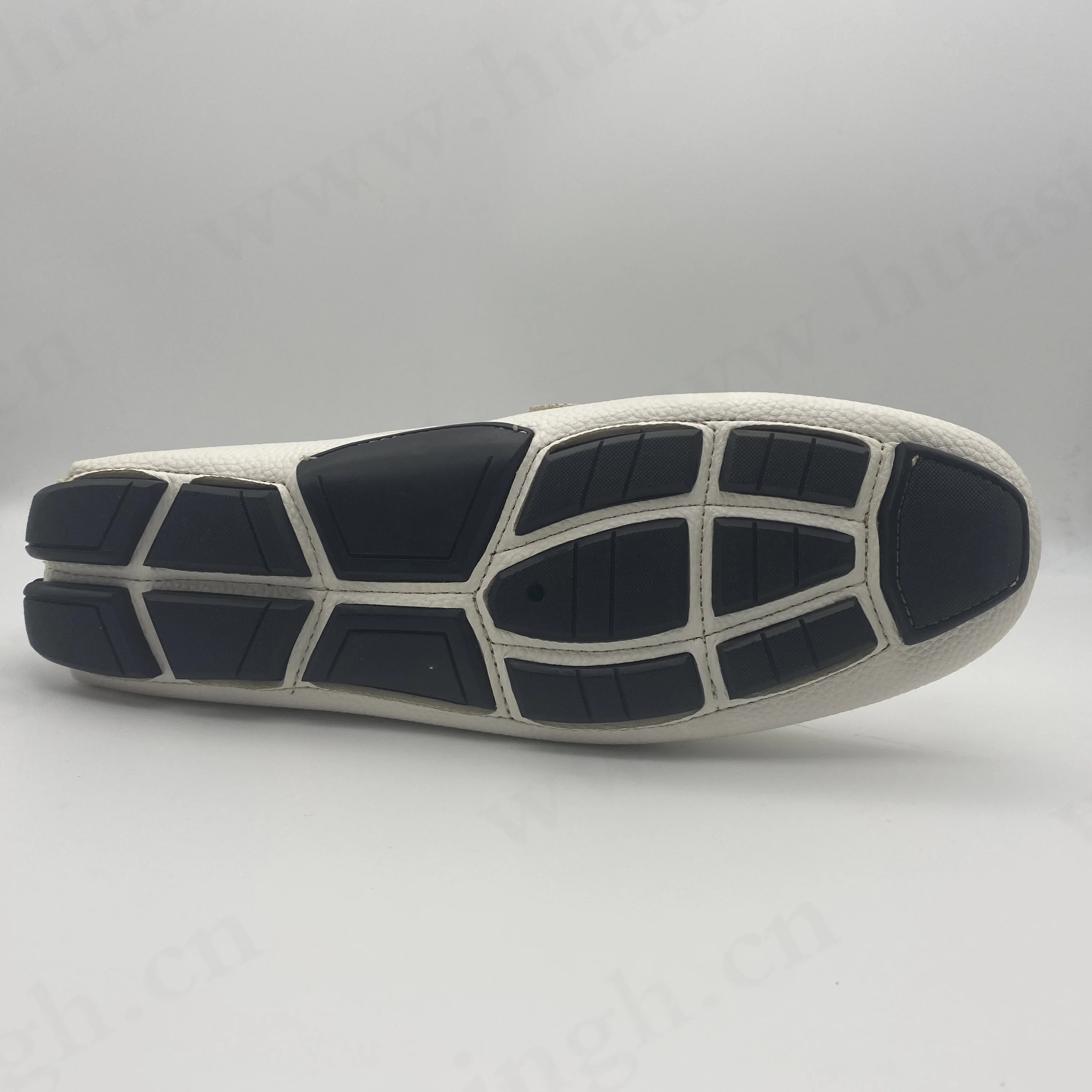 ZH, comfortable full leather lining and insole walking style shoes black rubber outsole easy wear peas moccasin shoes HSW072