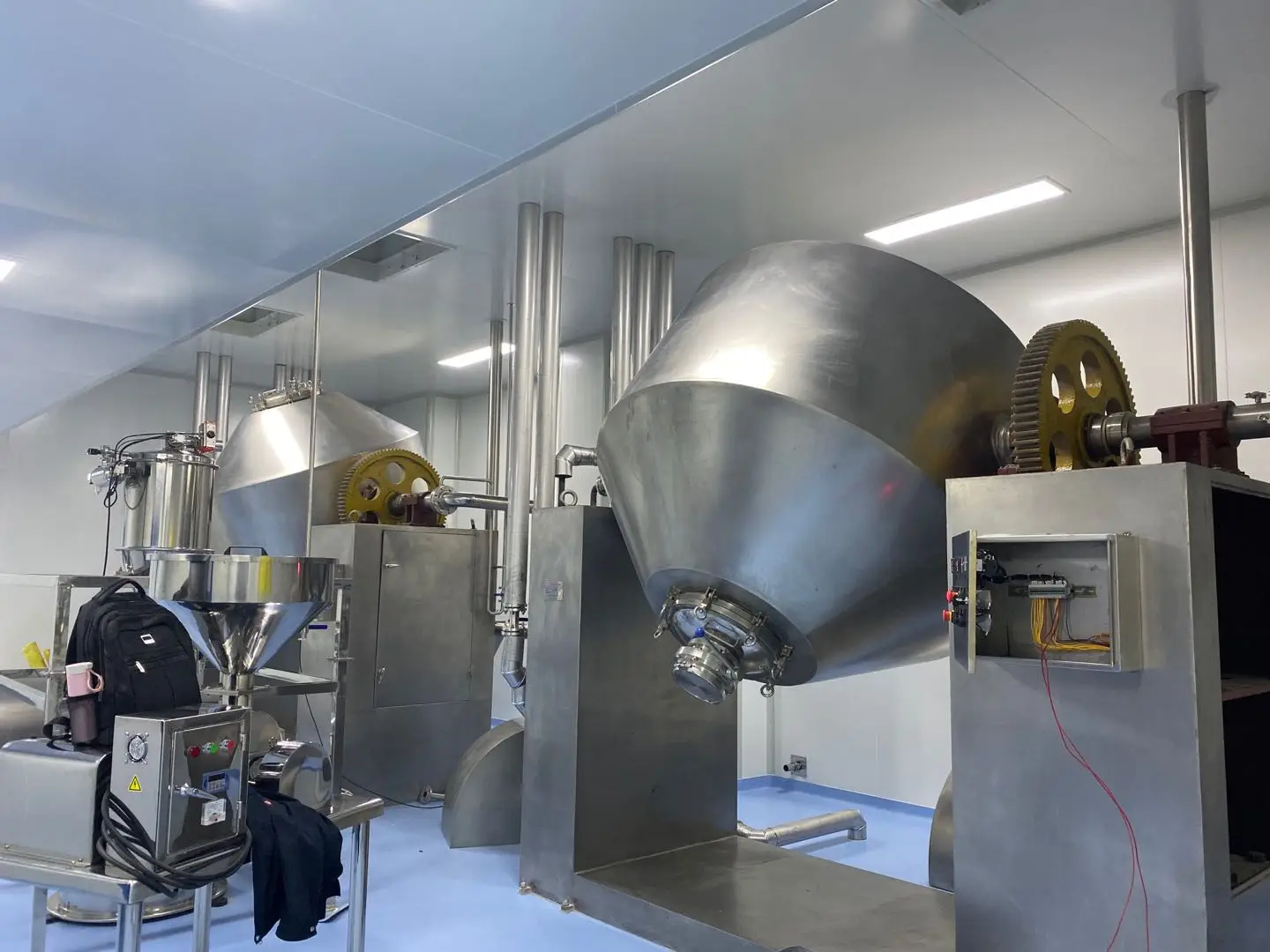 Factory Direct Sale Stainless Steel Double Cone Rotary Vacuum Dryer Price