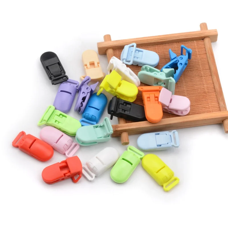 The Hottest Selling Easy To Use Colorful Plastic Pacifier Clips Holder