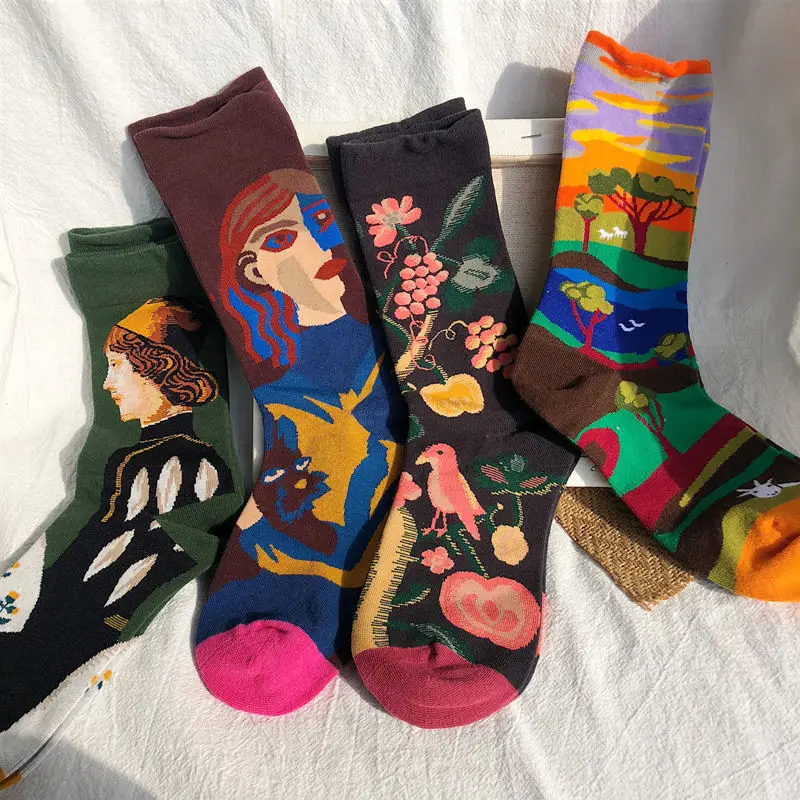 Vintage Style Oil Painting Printed Crew Socks Design Creative Fashion Asymmetry Crew Socks