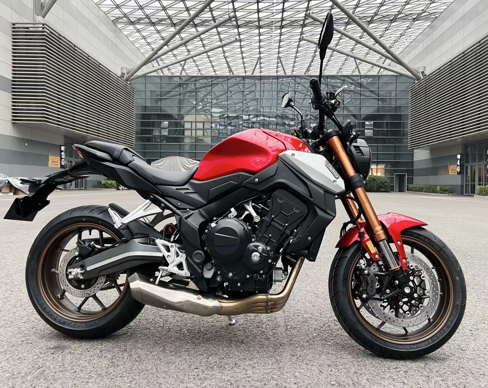 Китайский Лидер продаж Модный Круизный мотоцикл 800cc четырехцилиндровый газовый