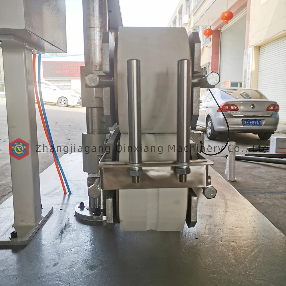 Qinxiang plastic Belt Haul Off Machine for small Pipe Profile