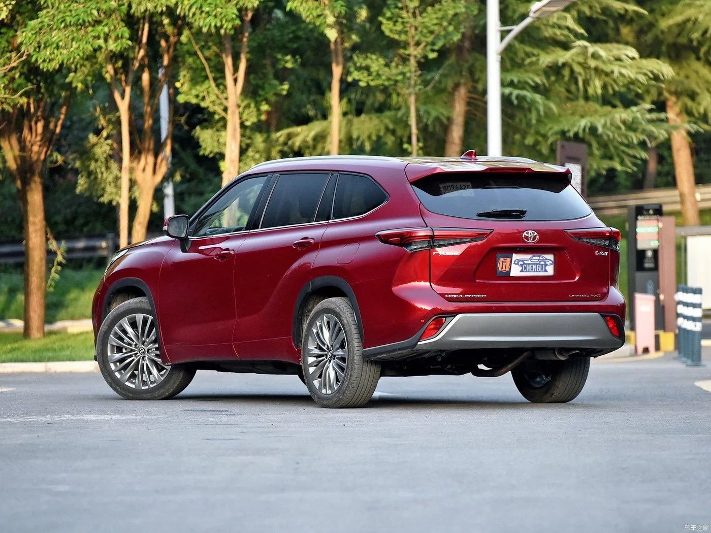 Toyota Highlander Гибридный Элитный выпуск 2015-2019 2020 2021 2022 2023 2024 автомобиль внедорожник гибридный