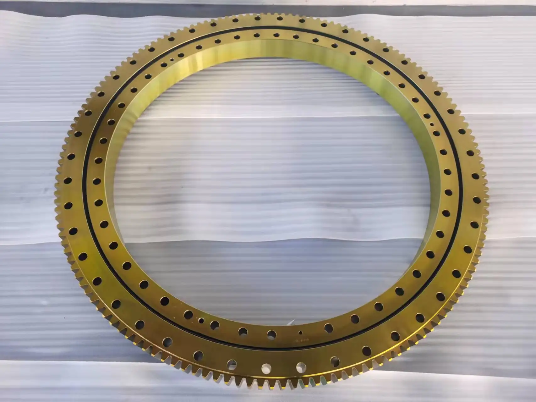 Top Quality cheap price large size excavator slewing ring bearings