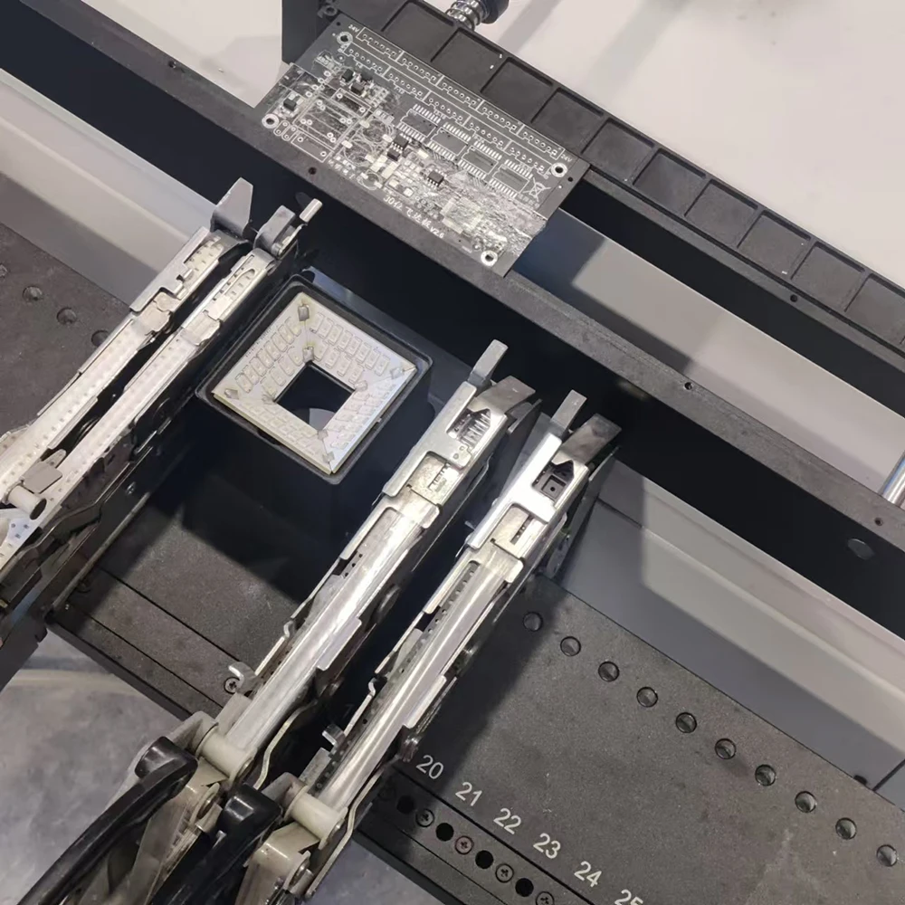 SMT SMT SMT Machine - Small Desktop SMT Machine Pcb Assembly Automatic Production Line - Dongguan Factory