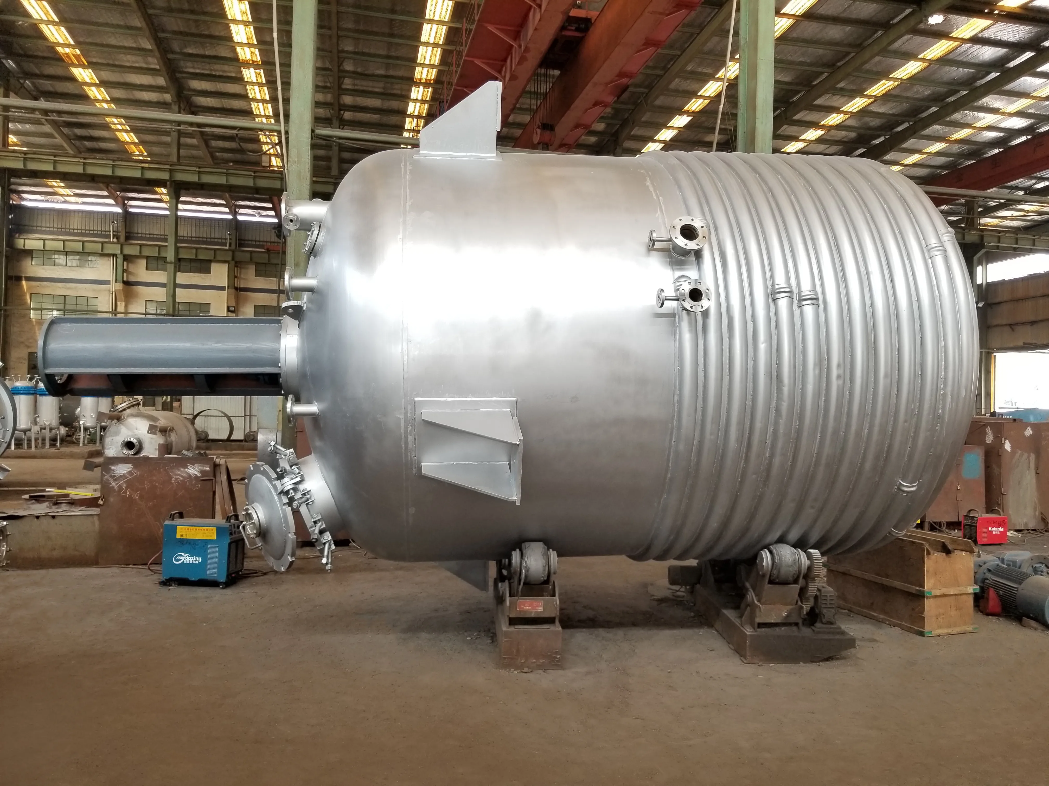Best price half coil heating industrial agitated tank fermentor batch bio chemical reactor