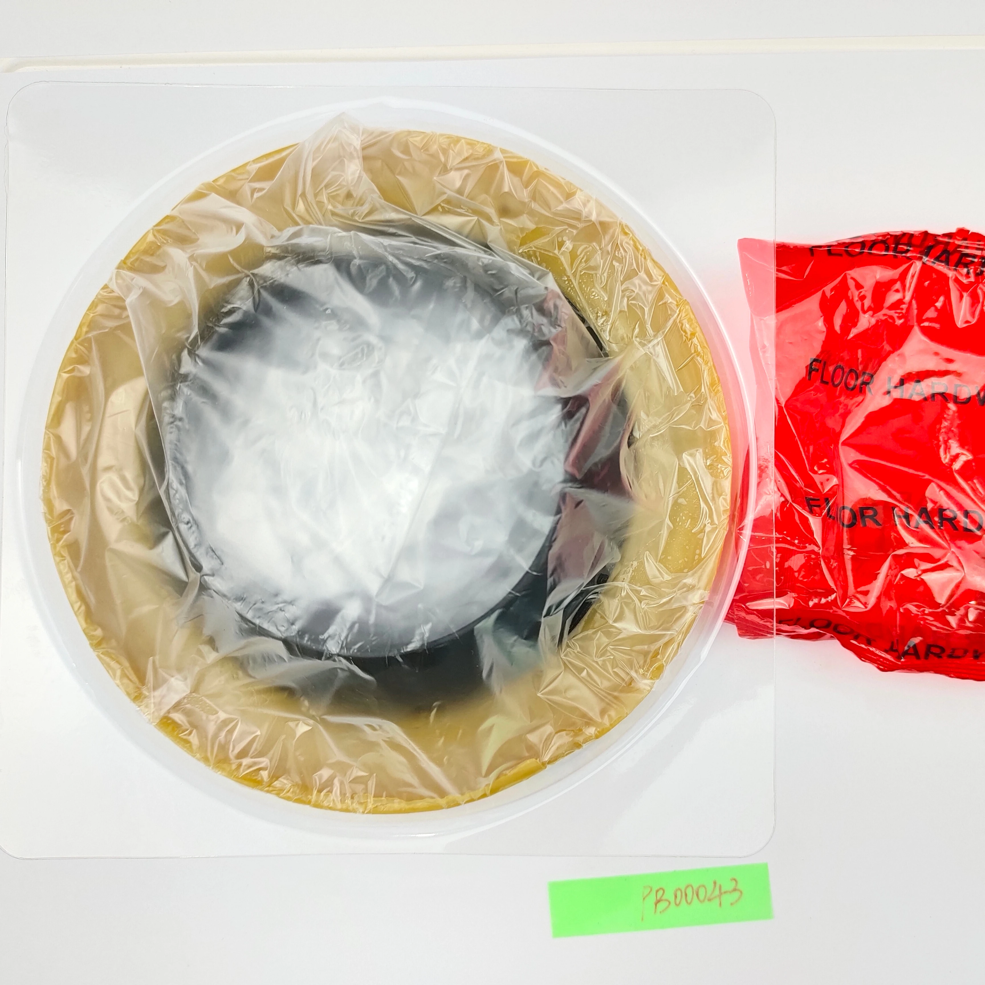 Toilet wax ring set with bolt nuts leak-proof and odor proof toilet bowl seal ring rubber wax ring