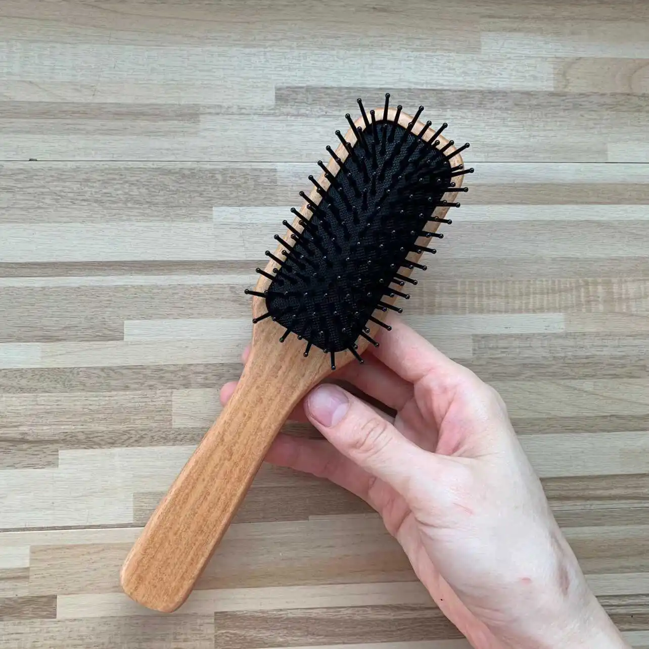 Japanese Minimalistic style Eco-friendly Custom Beech Wooden Paddle Air Cushion Hair Brush Detangling Massage Comb Home Salon