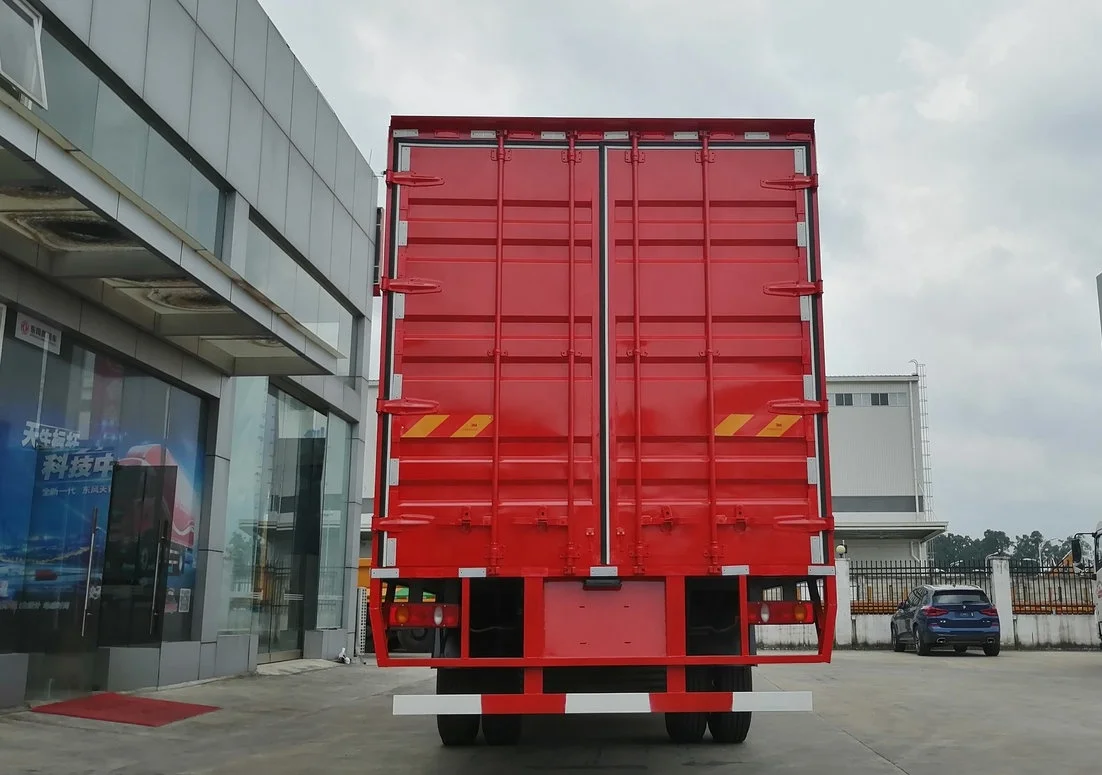 High Quality Mini Truck 4X2 1-2 Tons Capacity Diesel Manual Transmission Left Factory Price Mini Pickup Cargo Truck Wholesale