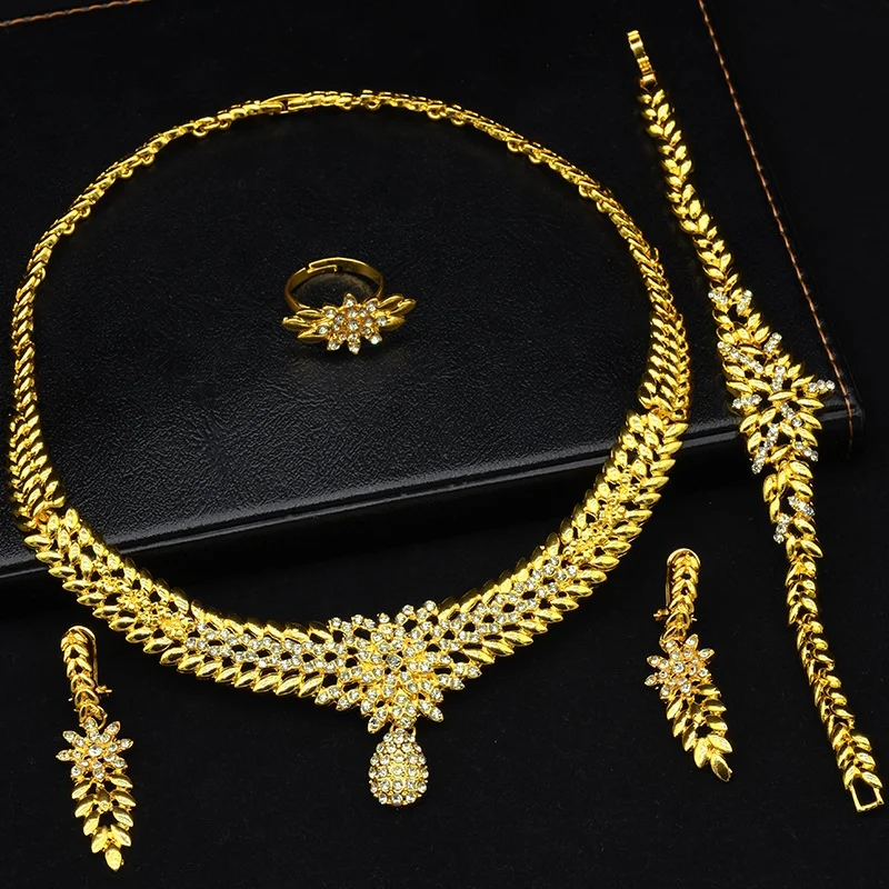 Wholesale Middle East Bridal Wedding Dubai 24k Gold Plated Jewelry Sets Bracelet Earrings Ring Necklace Jewelry Set For Woman