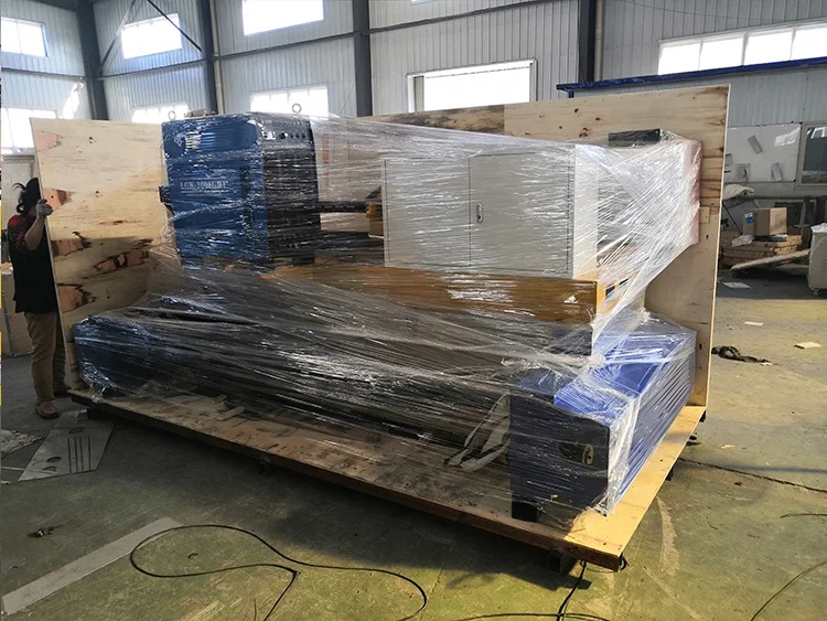 CNC gantry plasma/flame cutting machine with Hypertherm Powermax 65A and oxy fuel torch