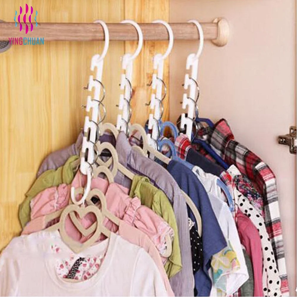 Plastic cascading wonder closet mini magic hangers