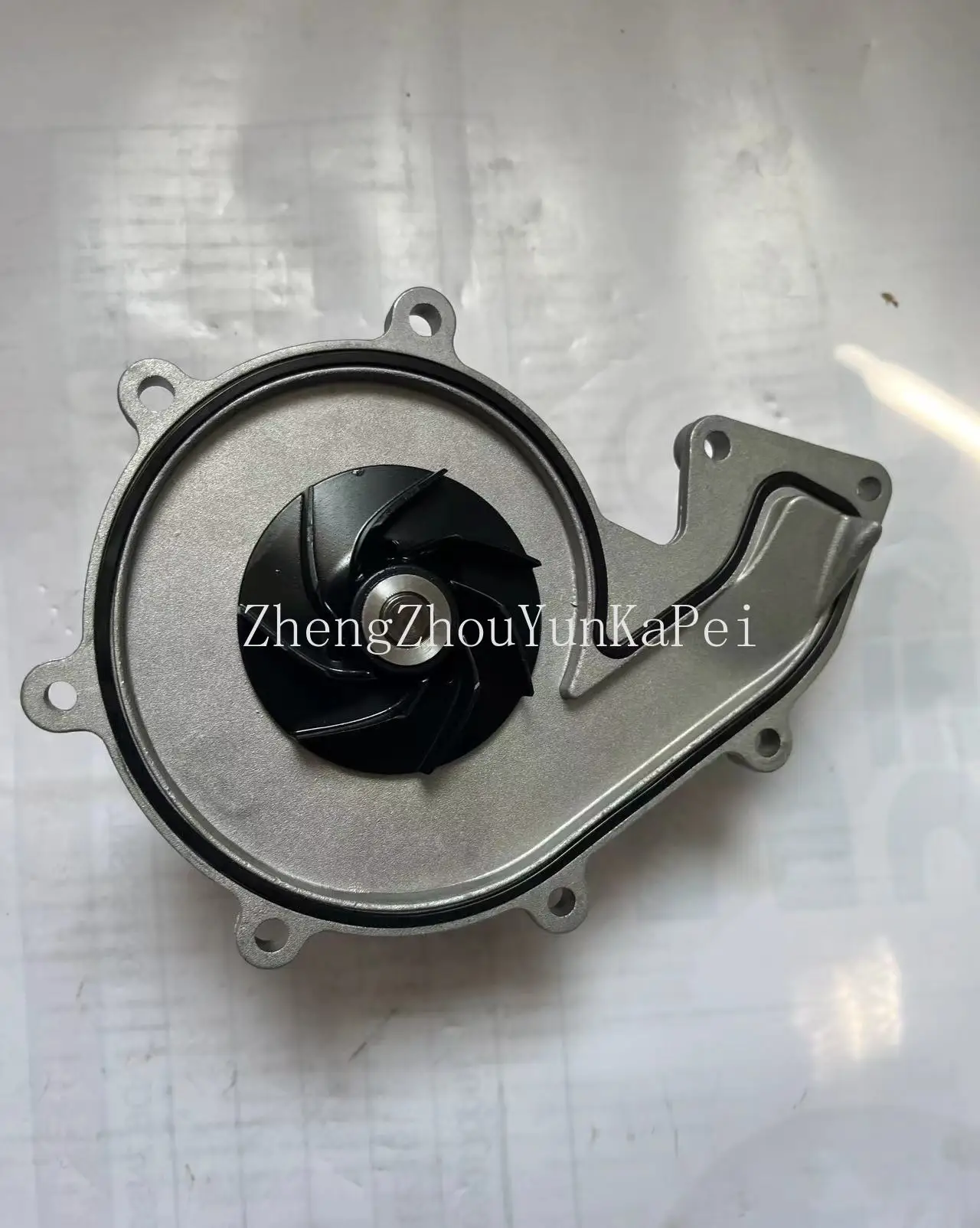 Dongfeng cummins насос резервуар для хранения 5333035 горячей воды откачка холодной