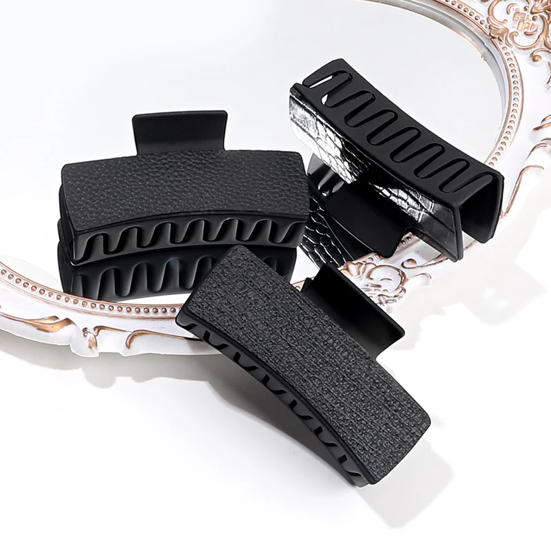 Black Square Pu Leather Acrylic Hair Clip 10.5cm Retro Rectangle Hair Claw Clips Women Girls Classics Splicing Shark Hair Claws