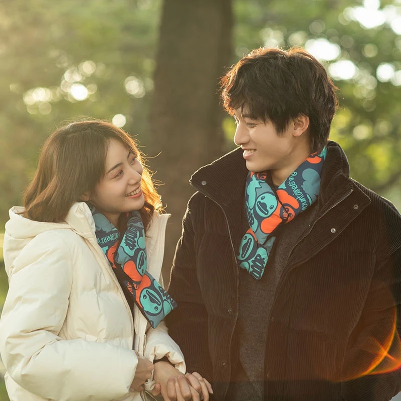 Ready to ship new smart USB charging powered far infrared neck massage heated scarf for warm keeping and festival gift on winter